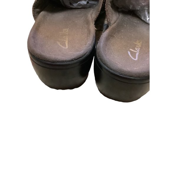 CLARKS Women's Brown Leather Comfort Slip On Everyday Shoes-Size 8M - Picture 15 of 16